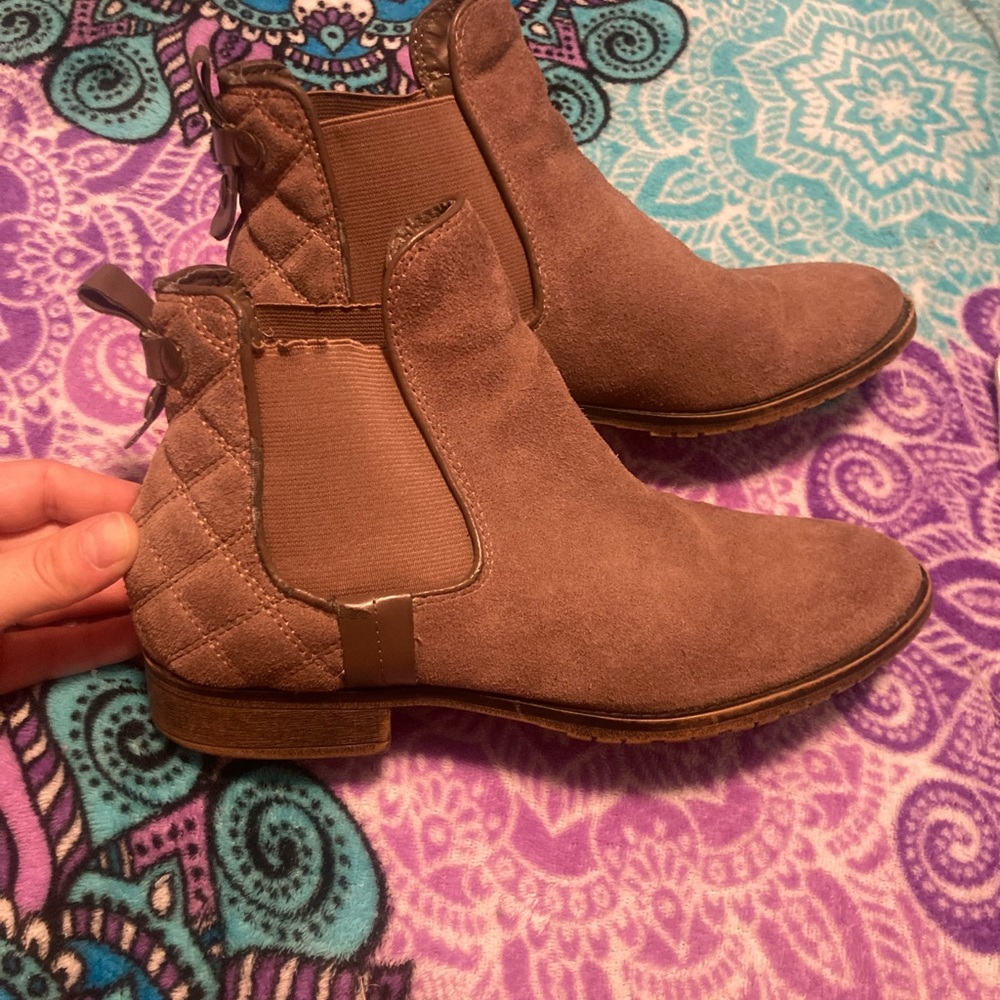 Steve Madden Gianna Boots size 8